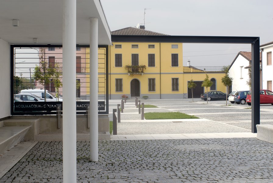 Piazza Umberto I a Marcaria (MN) 2