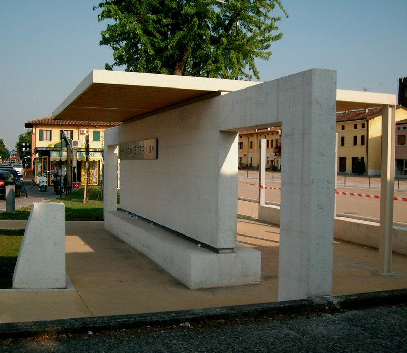 Piazza Martiri della Liberazione 7